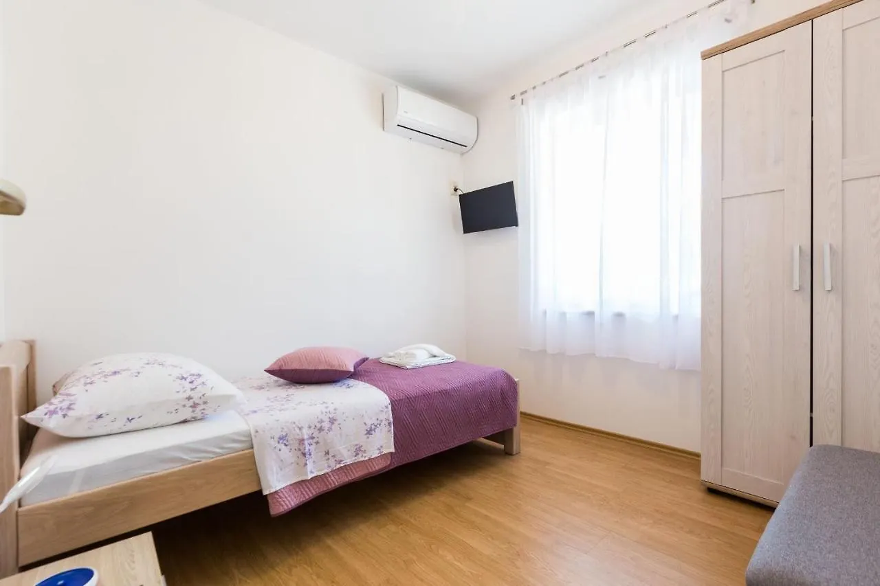 Appartamento Kelava Rooms Zara
