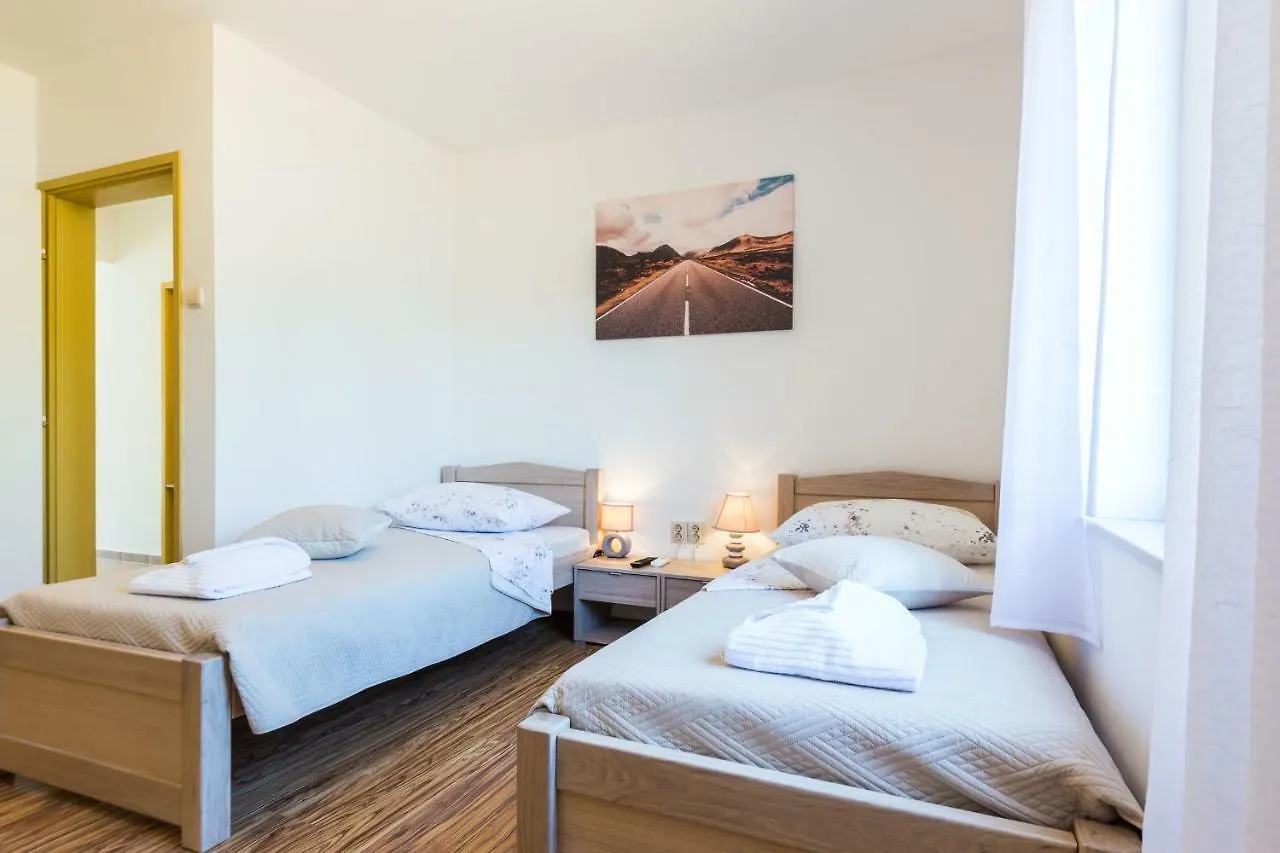 Appartamento Kelava Rooms Zara