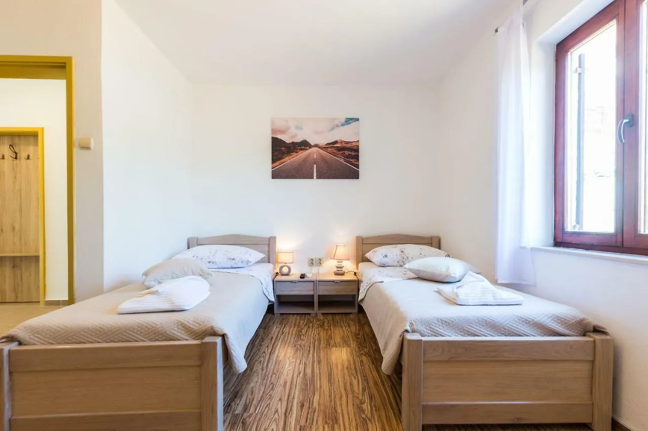 Kelava Rooms Zara Appartamento